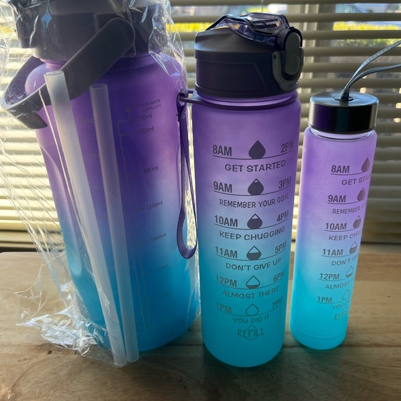 New In Bag Motivational Water Bottles - Picture 2 of 2